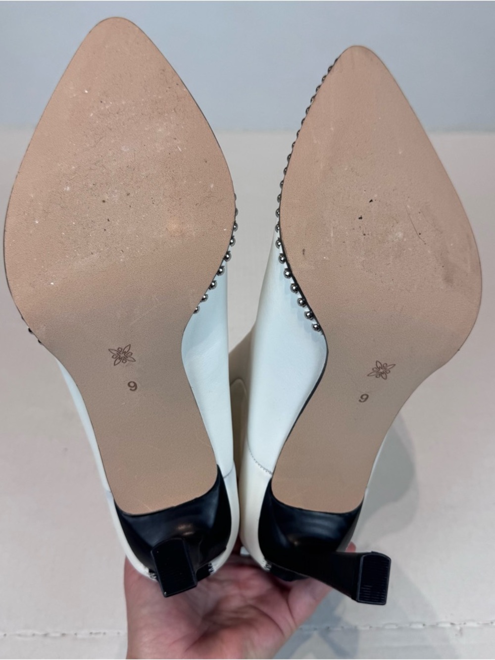 BCBGeneration Beya Pointy Toe Heeled Booties Women’s Size 9 Leather Studs White - Picture 10 of 16